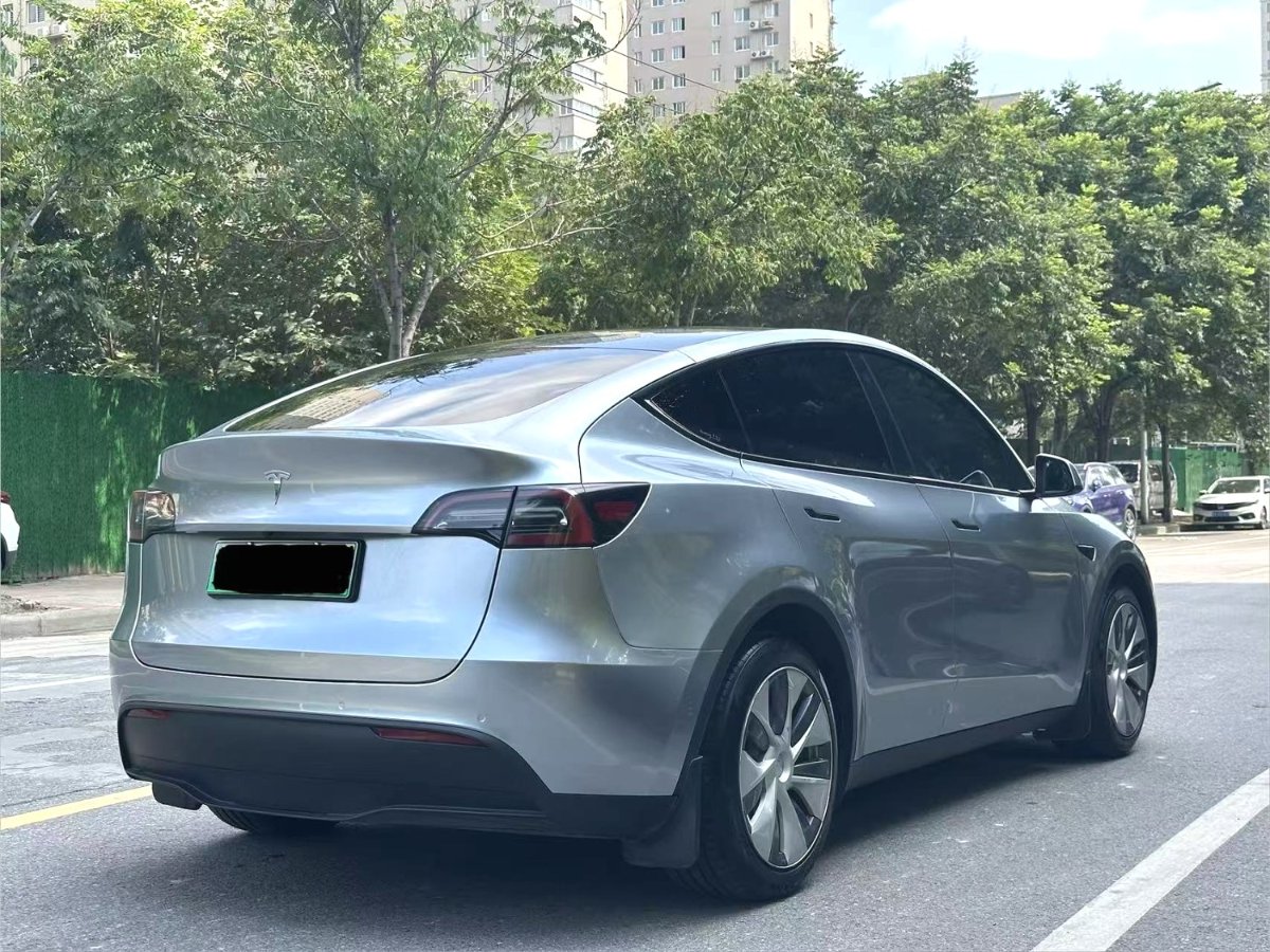 Tesla Model Y 2022 #8 Tesla Model Y 2022 car image #8