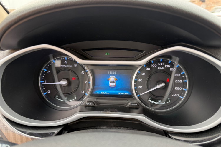 GEELY Emgrand 2017 #9 GEELY Emgrand 2017 car image #9