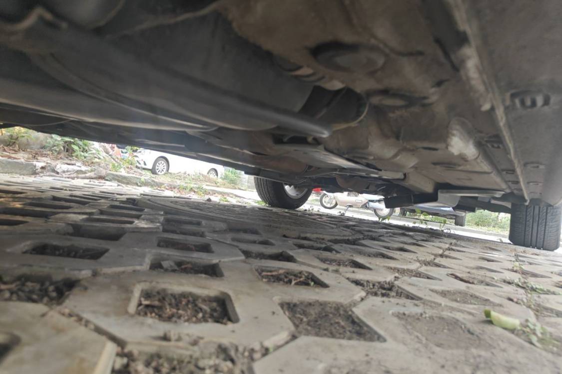 Volkswagen Santana 2015 car image #16