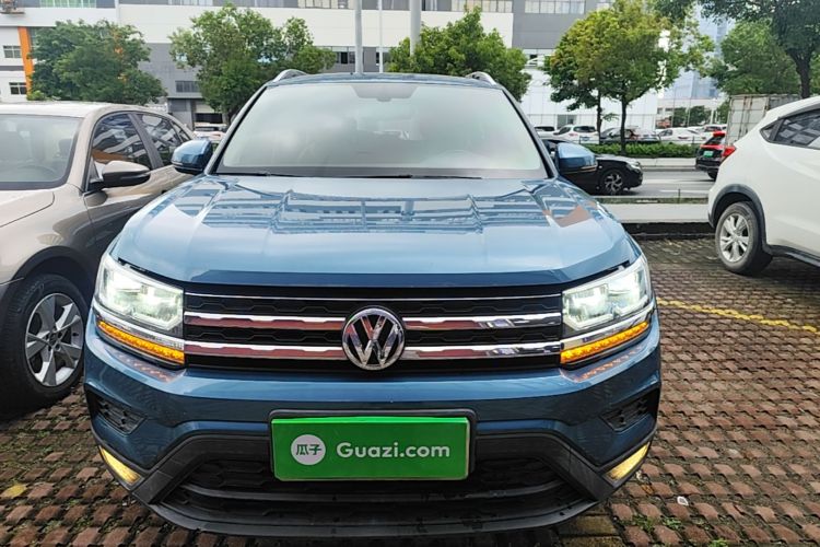 Volkswagen Tharu 2019 car image #3