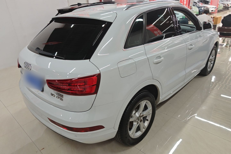 Audi Q3 2018 #7 Audi Q3 2018 изображение автомобиля #7