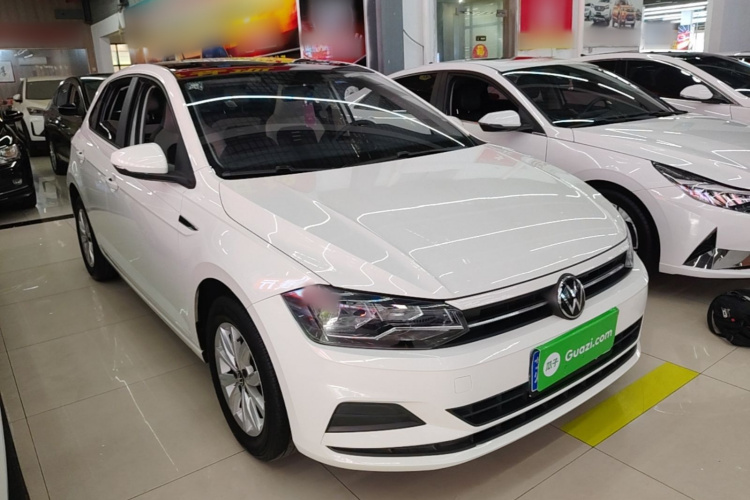 Volkswagen Polo 2022 car image #4