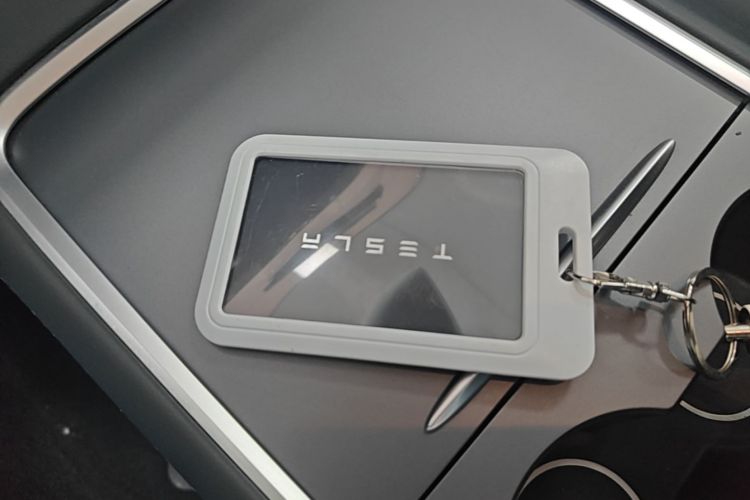 Tesla Model Y 2024 #9 Tesla Model Y 2024 immagine di auto #9