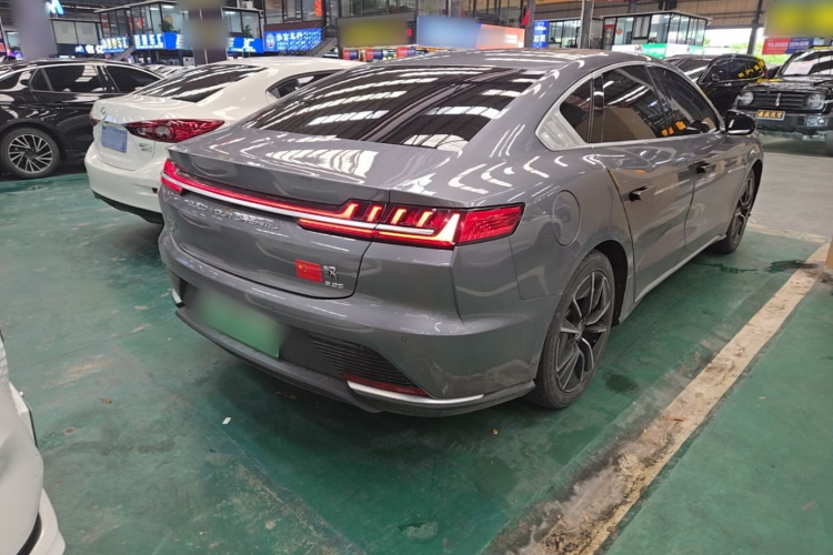 BYD Han 2021 #5 BYD Han 2021 car image #5