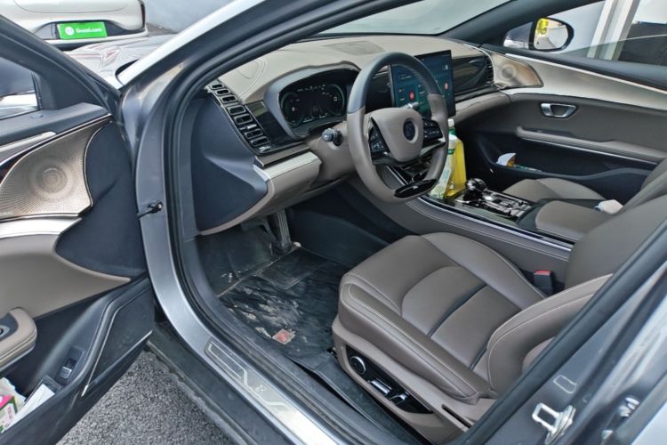 BYD Han 2021 car image #12
