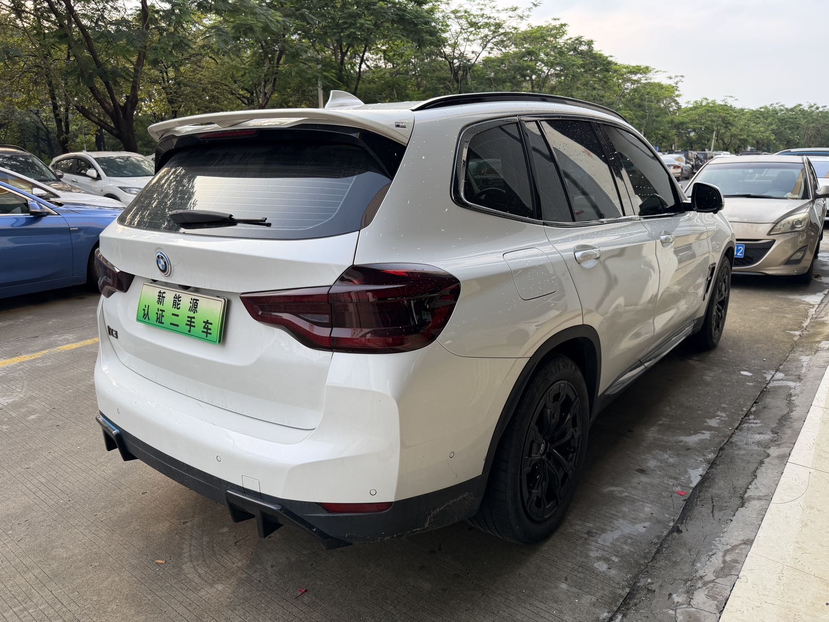 BMW iX3 2021 изображение автомобиля #5