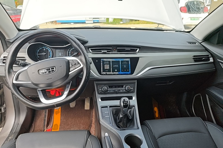 GEELY Emgrand 2021 #10 GEELY Emgrand 2021 car image #10