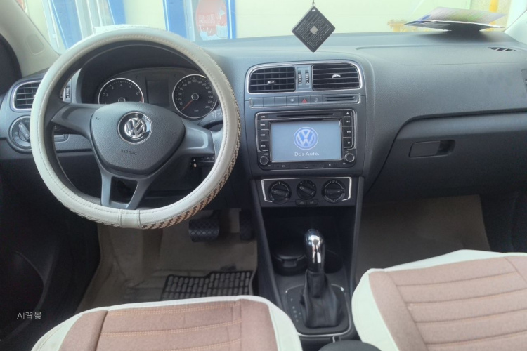 Volkswagen Polo 2014 #11 Volkswagen Polo 2014 car image #11