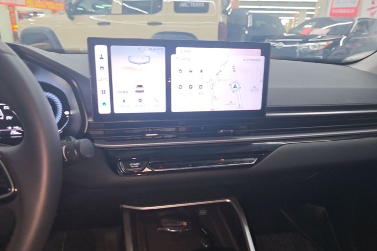GEELY Emgrand 2025 car image #13