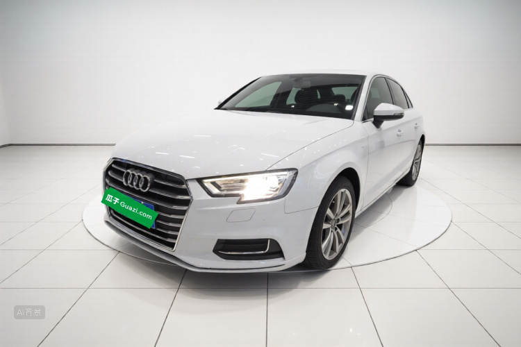 Audi A3 2019 car image #2