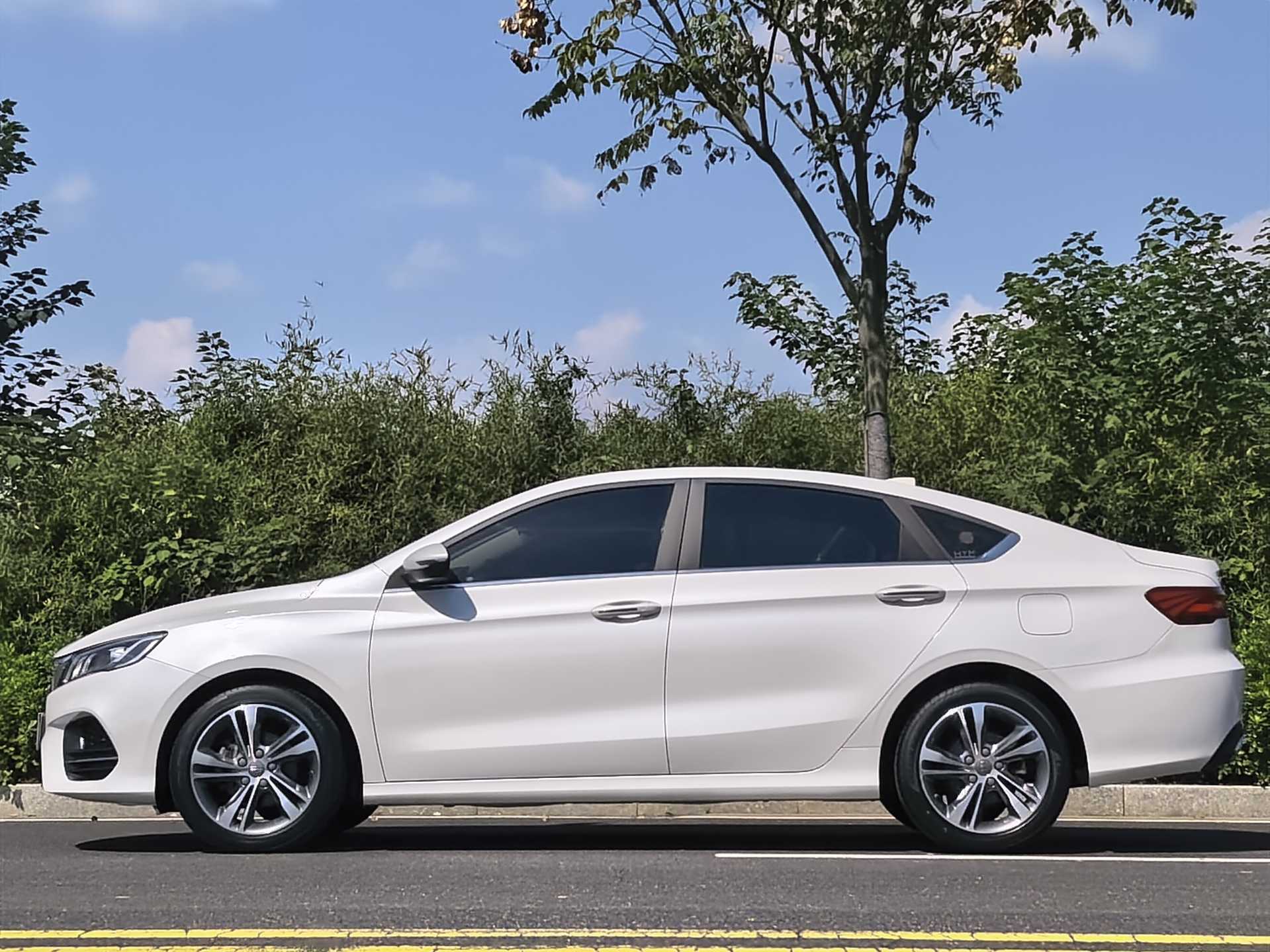 GEELY Binray 2018 #3 GEELY Binray 2018 car image #3
