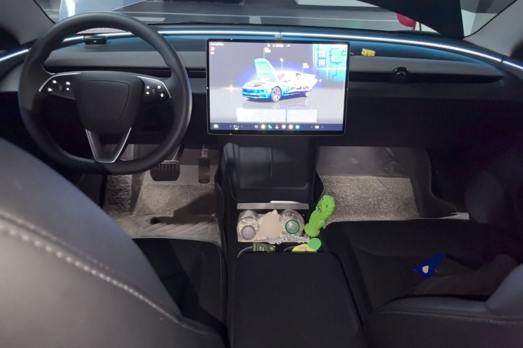 Tesla Model 3 2024 #7 Tesla Model 3 2024 car image #7