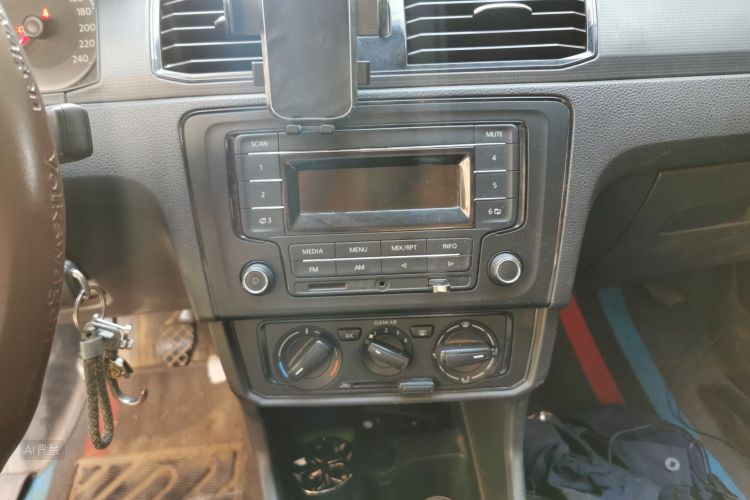 Volkswagen Santana 2019 immagine di auto #15