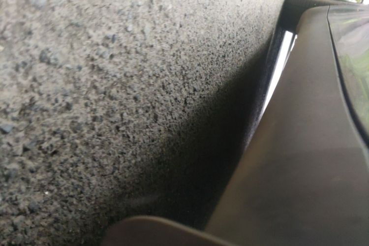 Tesla Model Y 2021 car image #23