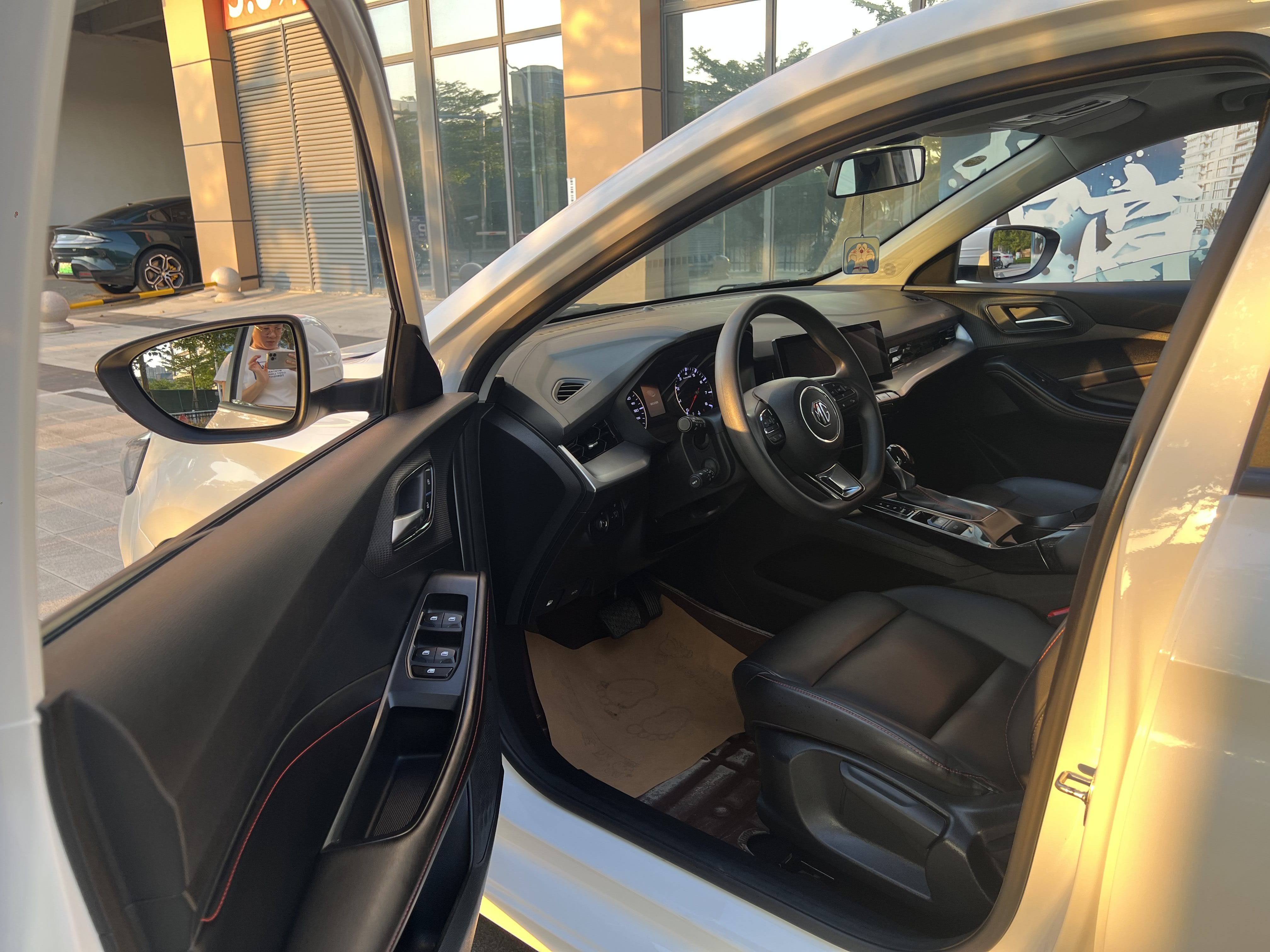 MG 5 2024 изображение автомобиля #4