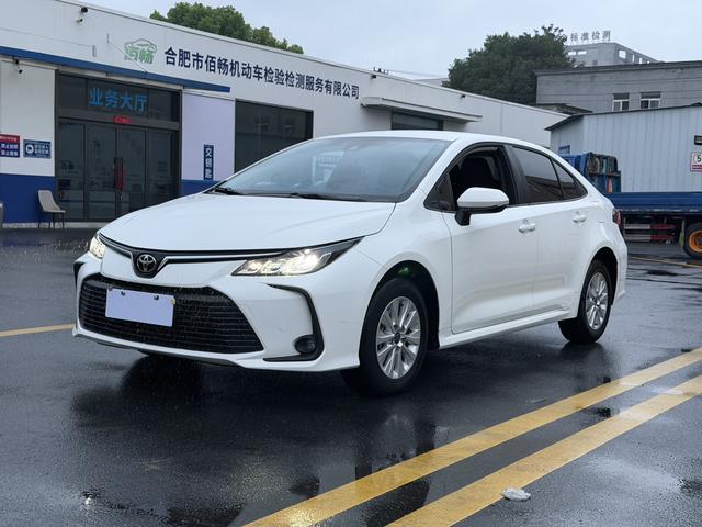 Toyota Corolla 2024 car image #16