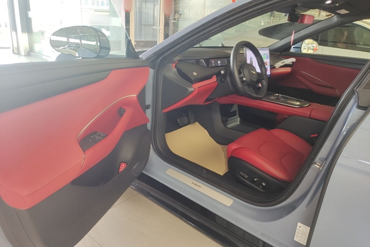 MI SU7 2024 car image #16