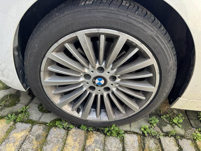 BMW 3 Series 2018 #4 BMW 3 Series 2018 car image #4