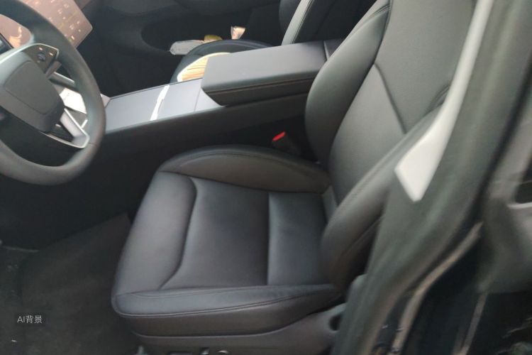 Tesla Model Y 2025 #17 Tesla Model Y 2025 car image #17