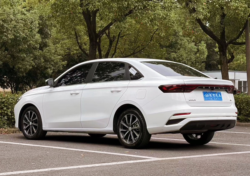 GEELY Emgrand 2026 #6 GEELY Emgrand 2026 car image #6