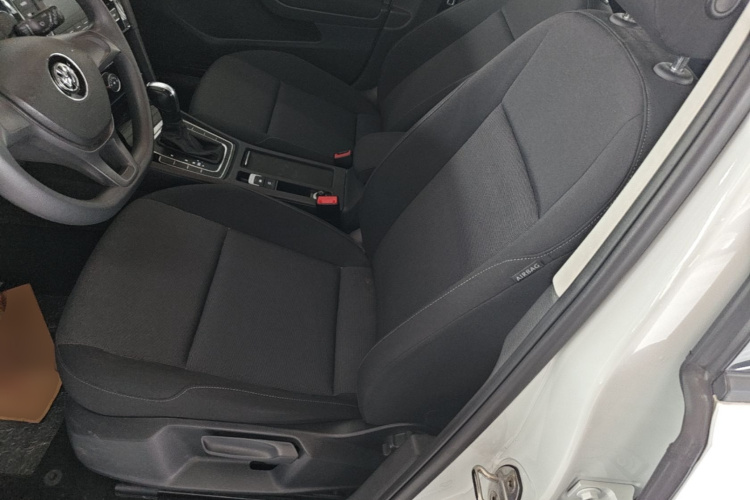 Volkswagen Golf 2019 #15 Volkswagen Golf 2019 car image #15