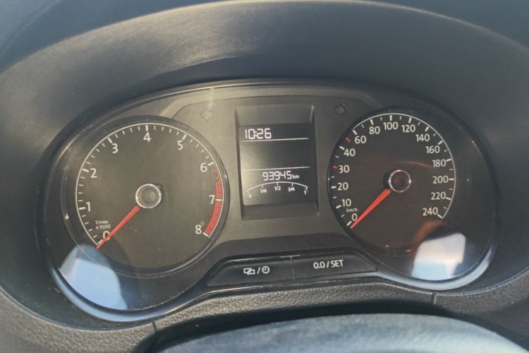 Volkswagen Polo 2019 car image #12