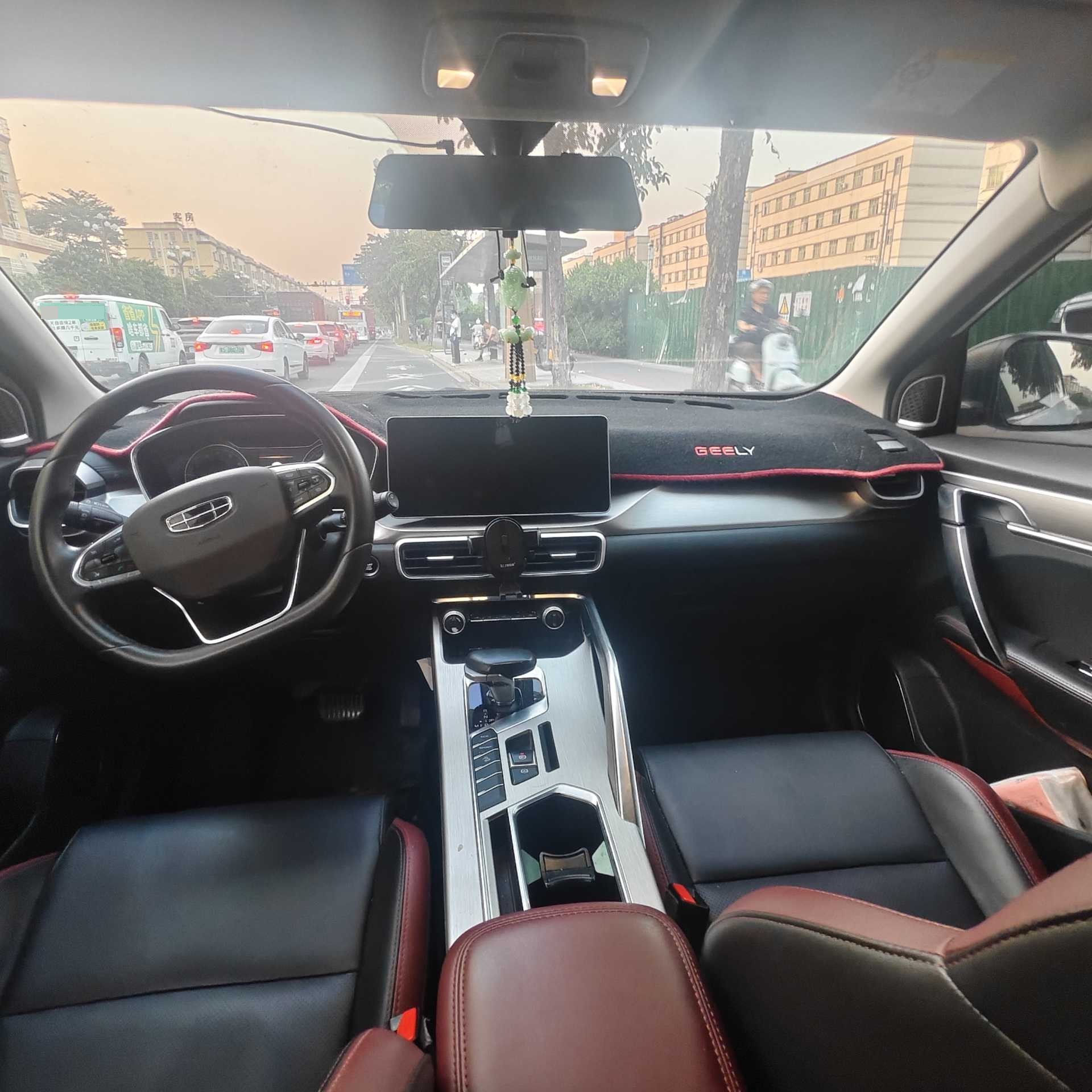 GEELY Coolray 2021 car image #5