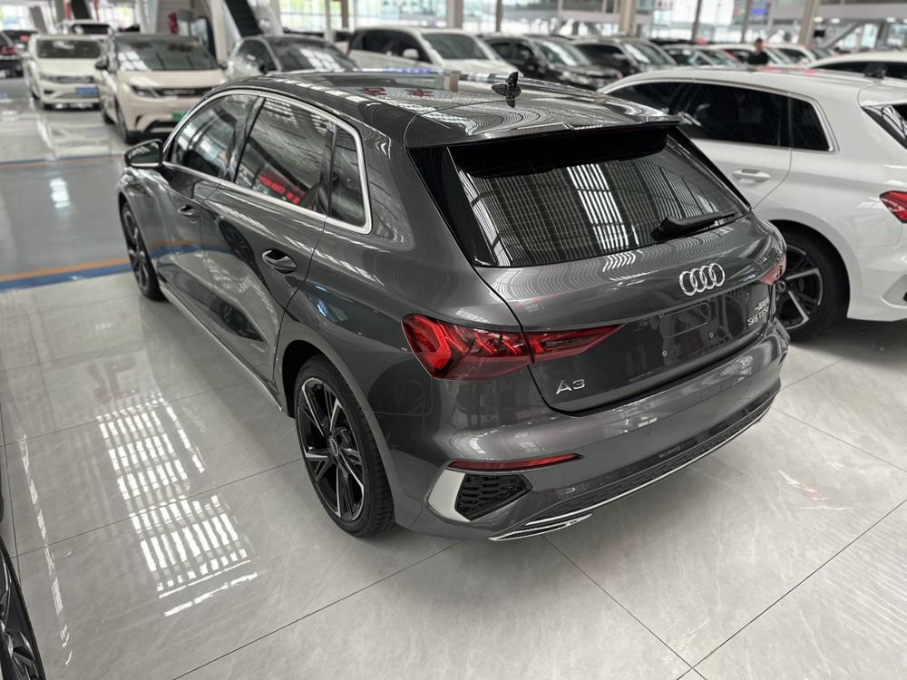 Audi A3 2024 صورة سيارة #4