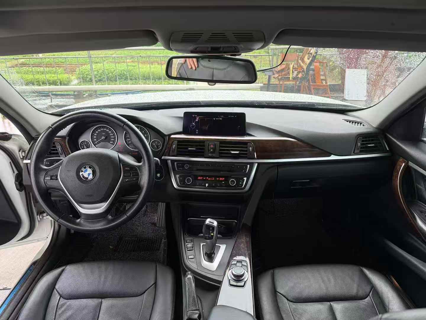 BMW 3 Series 2013 car image #9