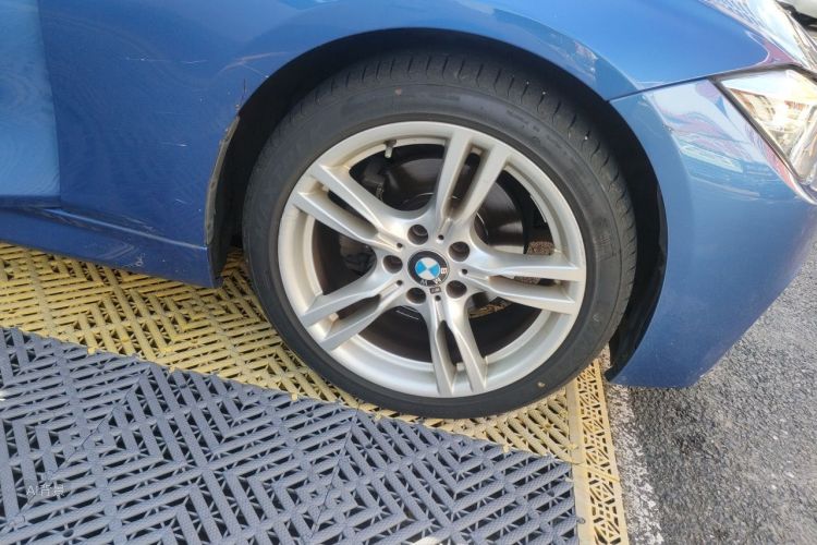 BMW 3 Series 2016 car image #9