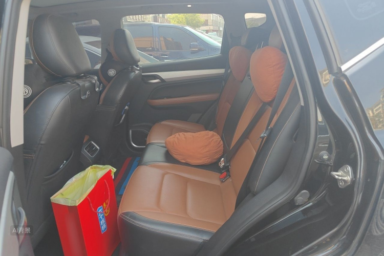 GEELY Vision X6 2021 car image #19