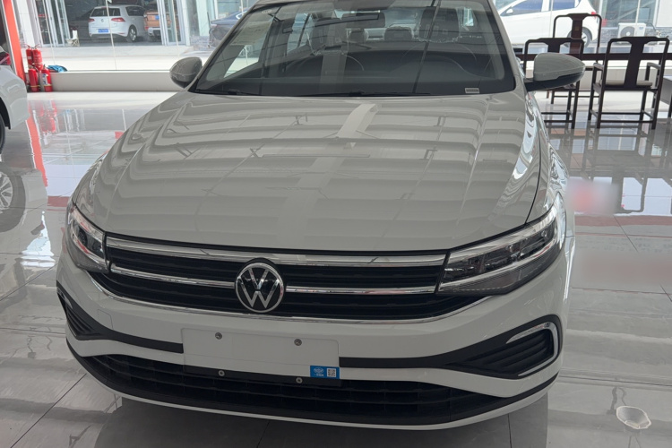 Volkswagen Bora 2026 car image #7
