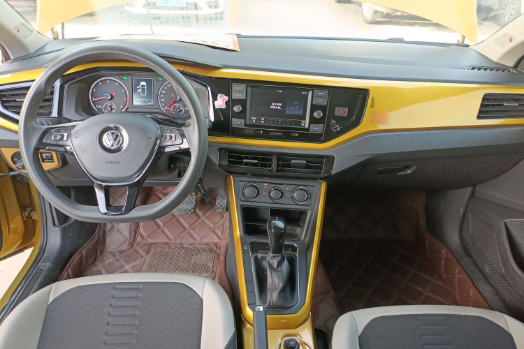 Volkswagen Polo 2019 #10 Volkswagen Polo 2019 car image #10