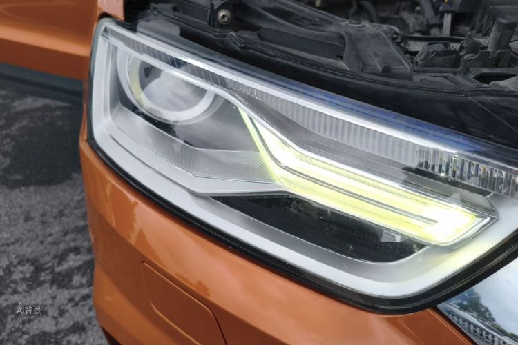 Audi Q3 2016 car image #8