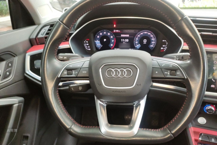 Audi Q3 2020 car image #12