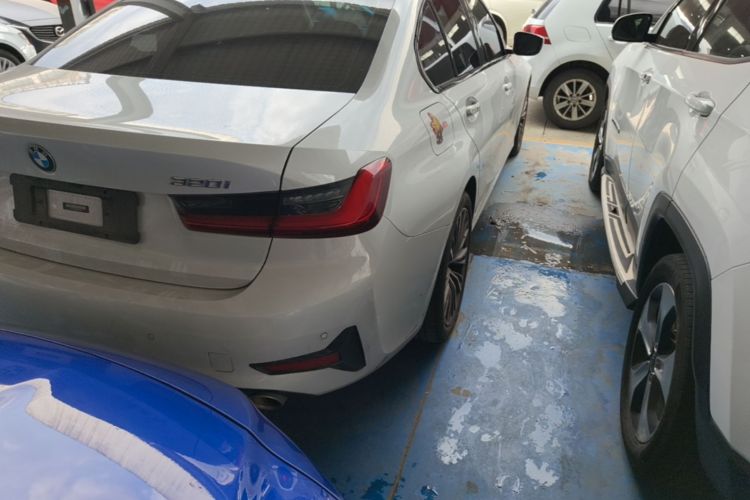 BMW 3 Series 2020 car image #8
