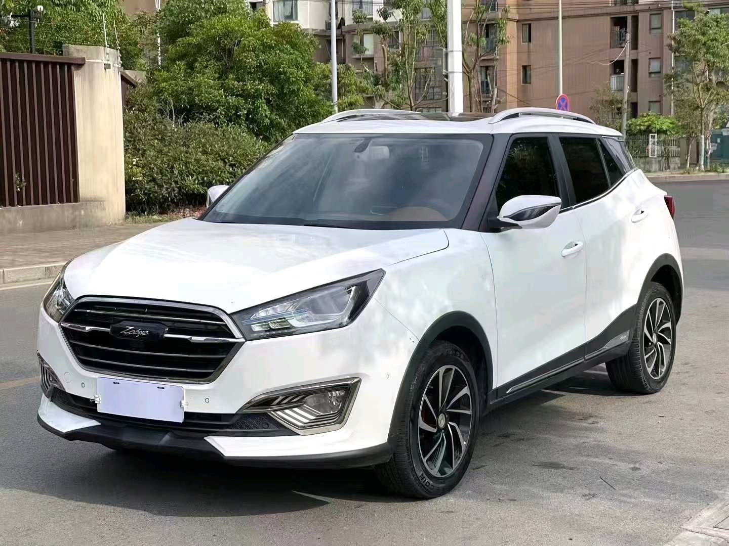Zotye T300 2017 汽车图片 