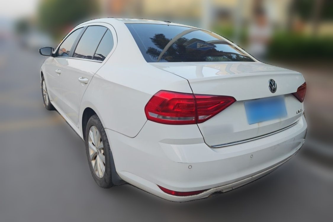 Volkswagen Lavida 2018 car image #3