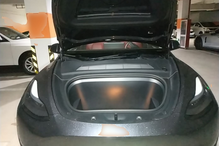 Tesla Model Y 2024 #20 Tesla Model Y 2024 car image #20