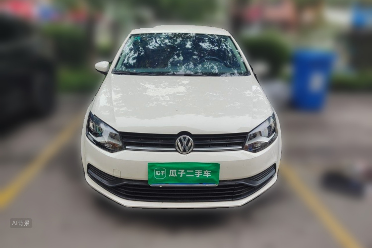 Volkswagen Polo 2016 car image #3