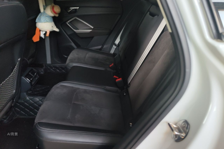 Audi Q3 2019 #19 Audi Q3 2019 car image #19