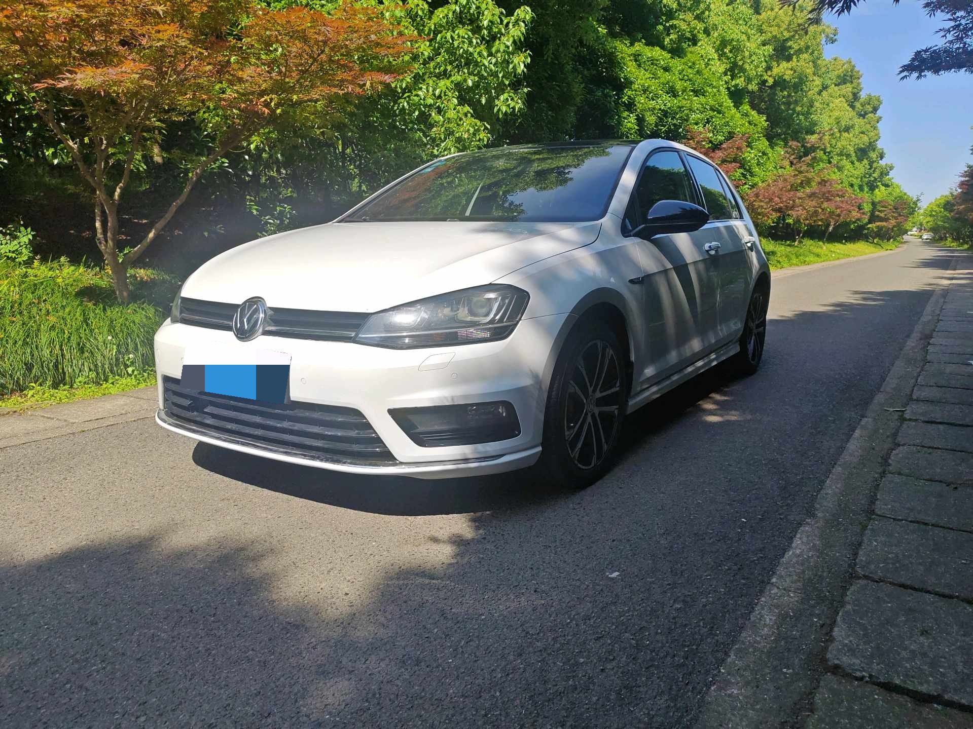 2016 2016 car image