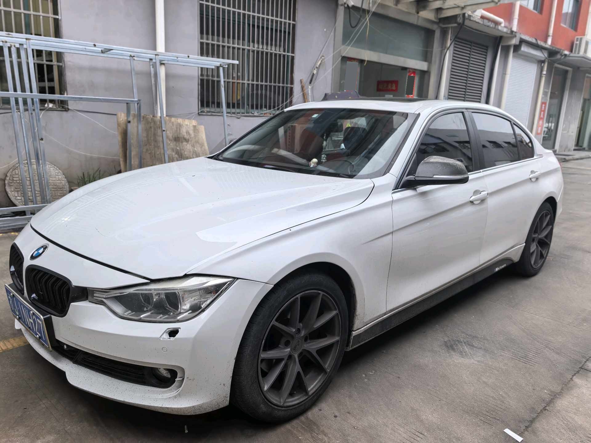 BMW 3 Series 2013 BMW 3 Series 2013 car image