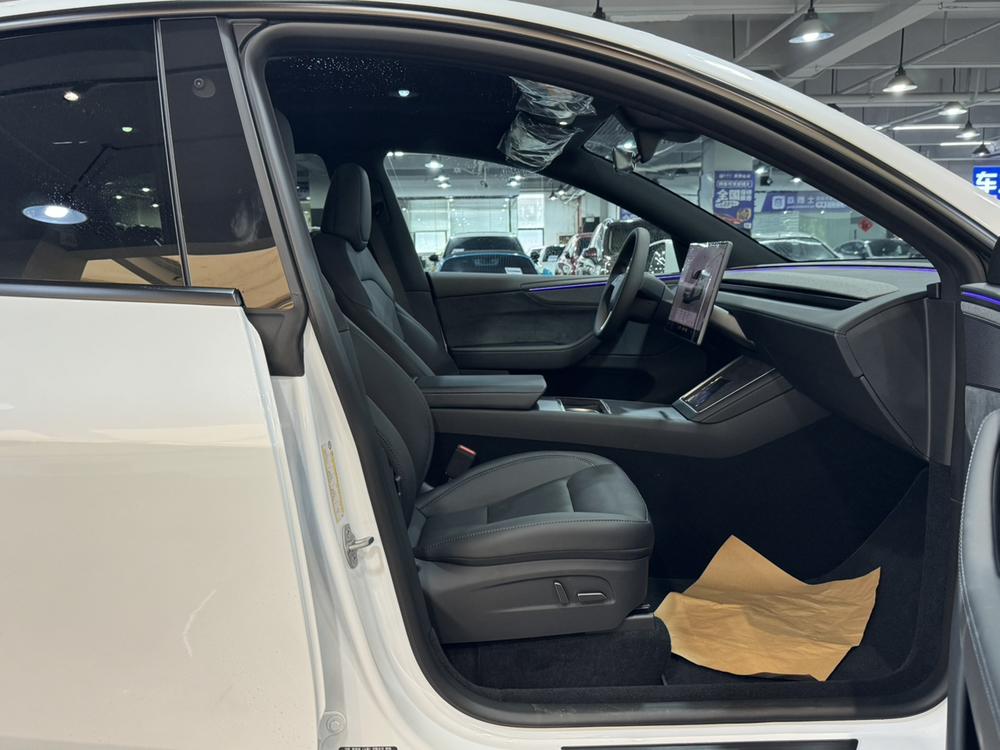 2026 #15 2026 immagine di auto #15