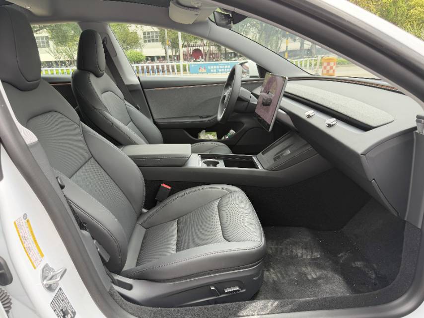 Tesla Model 3 2025 #6 Tesla Model 3 2025 car image #6