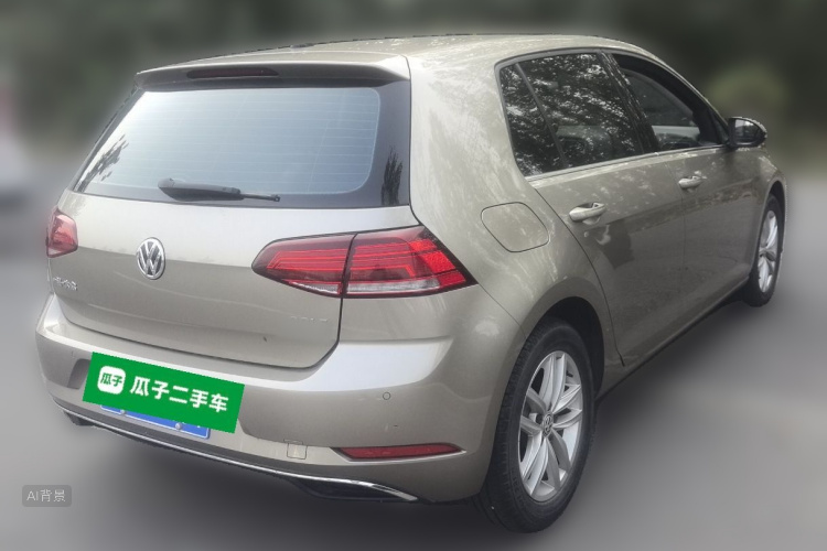 Volkswagen Golf 2019 car image #7