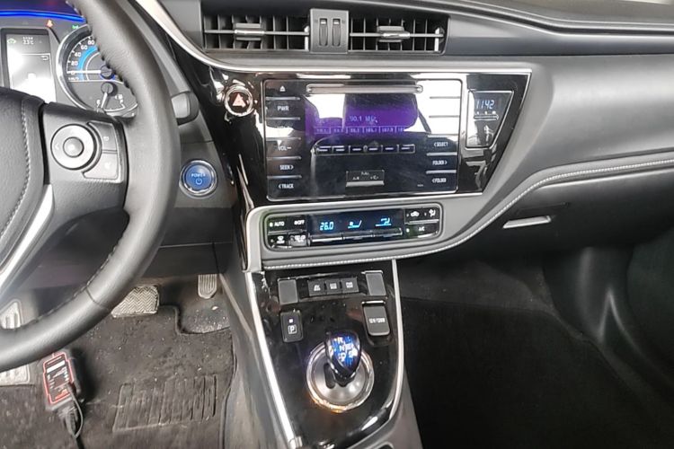 Toyota Corolla 2017 car image #13