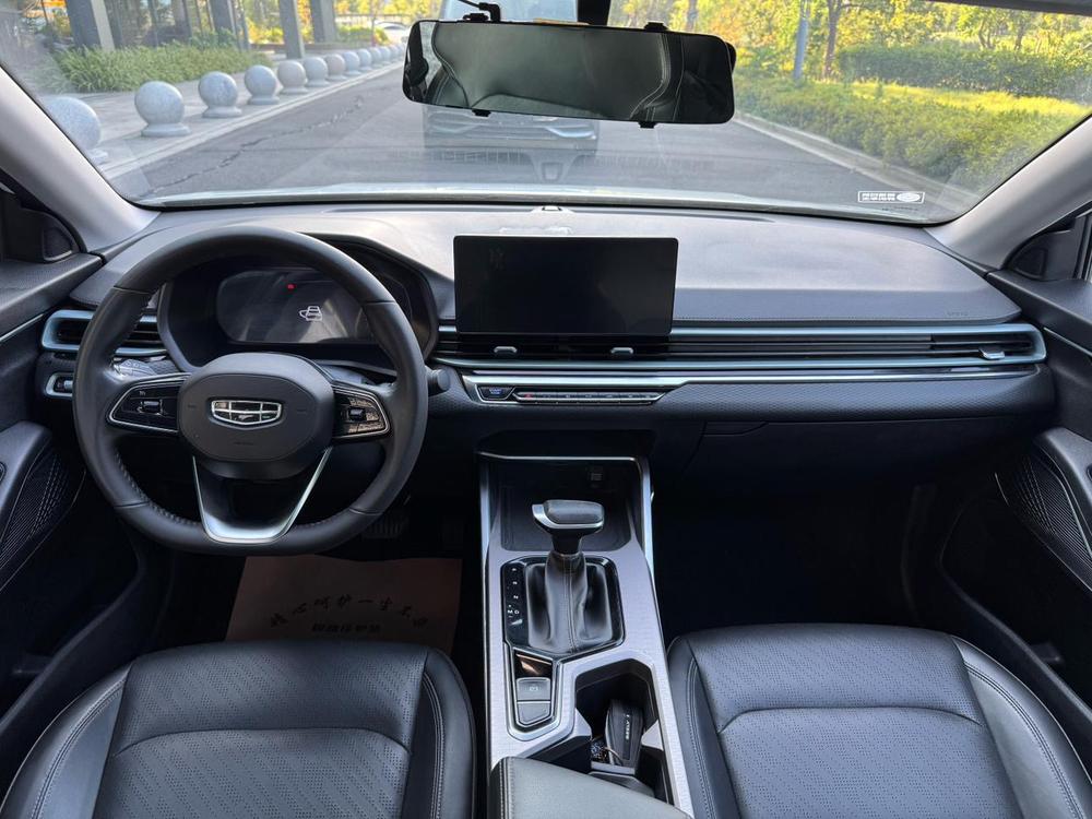 GEELY Emgrand 2022 #8 GEELY Emgrand 2022 car image #8