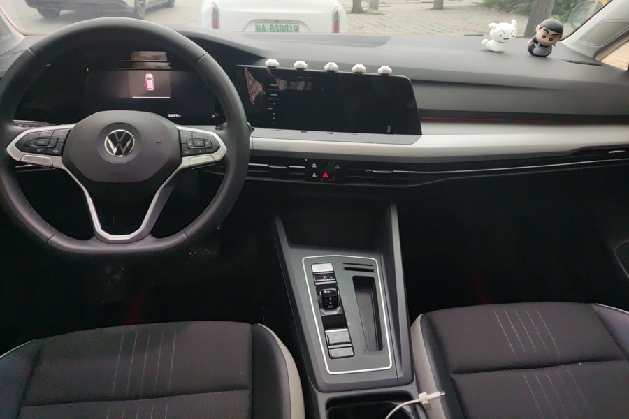 2023 car image #5