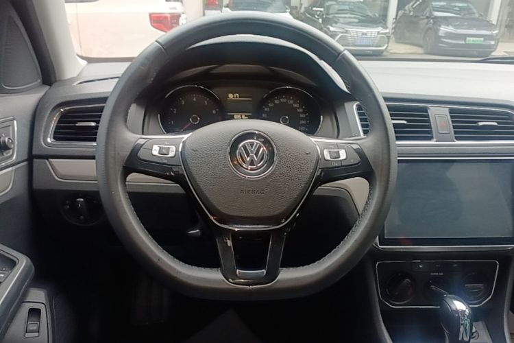 Volkswagen Lavida 2017 #11 Volkswagen Lavida 2017 car image #11